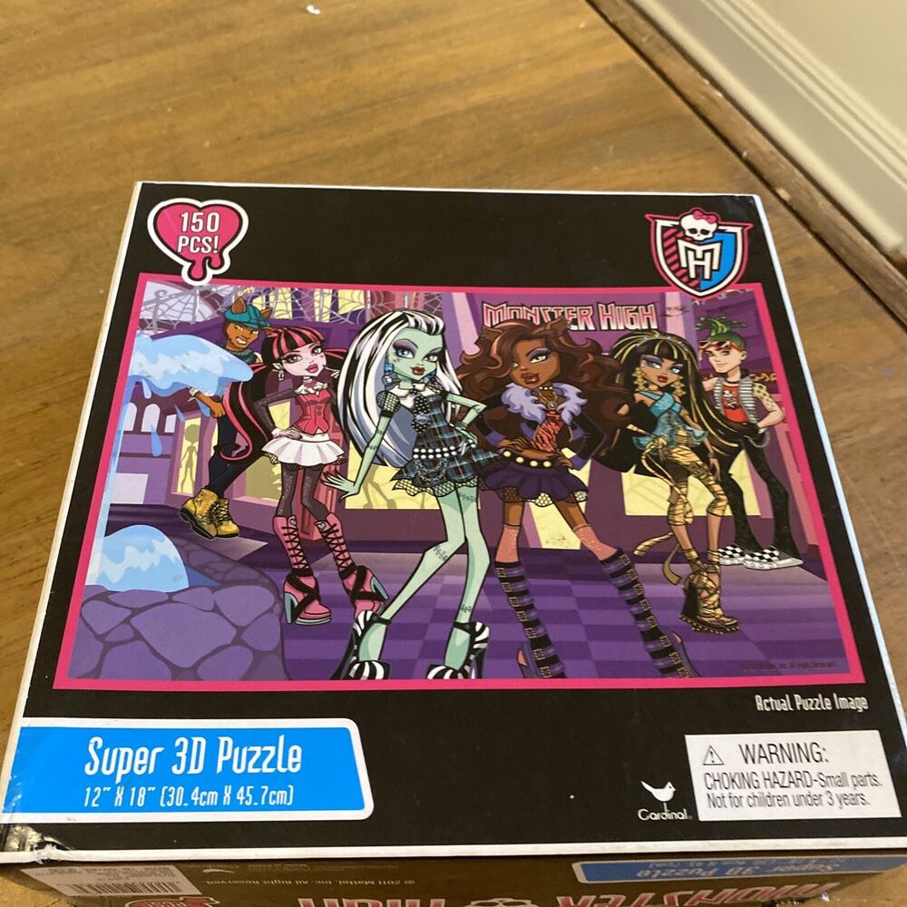 Monster High 3D Puzzle 2011 Mattel 150 Pieces Counted! Open box